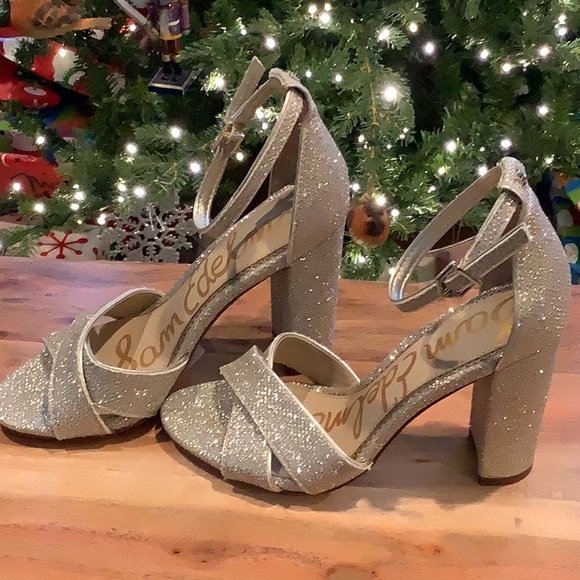 NWT Sam Edelman Yancy Gold Sparkle Block Heel Size 5 - Picture 2 of 7